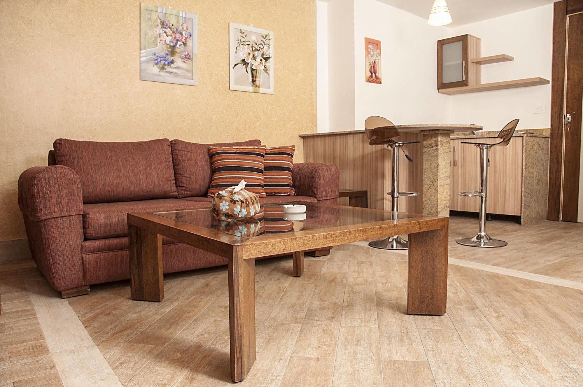 Marble Tower Hotel Bejrút Kültér fotó