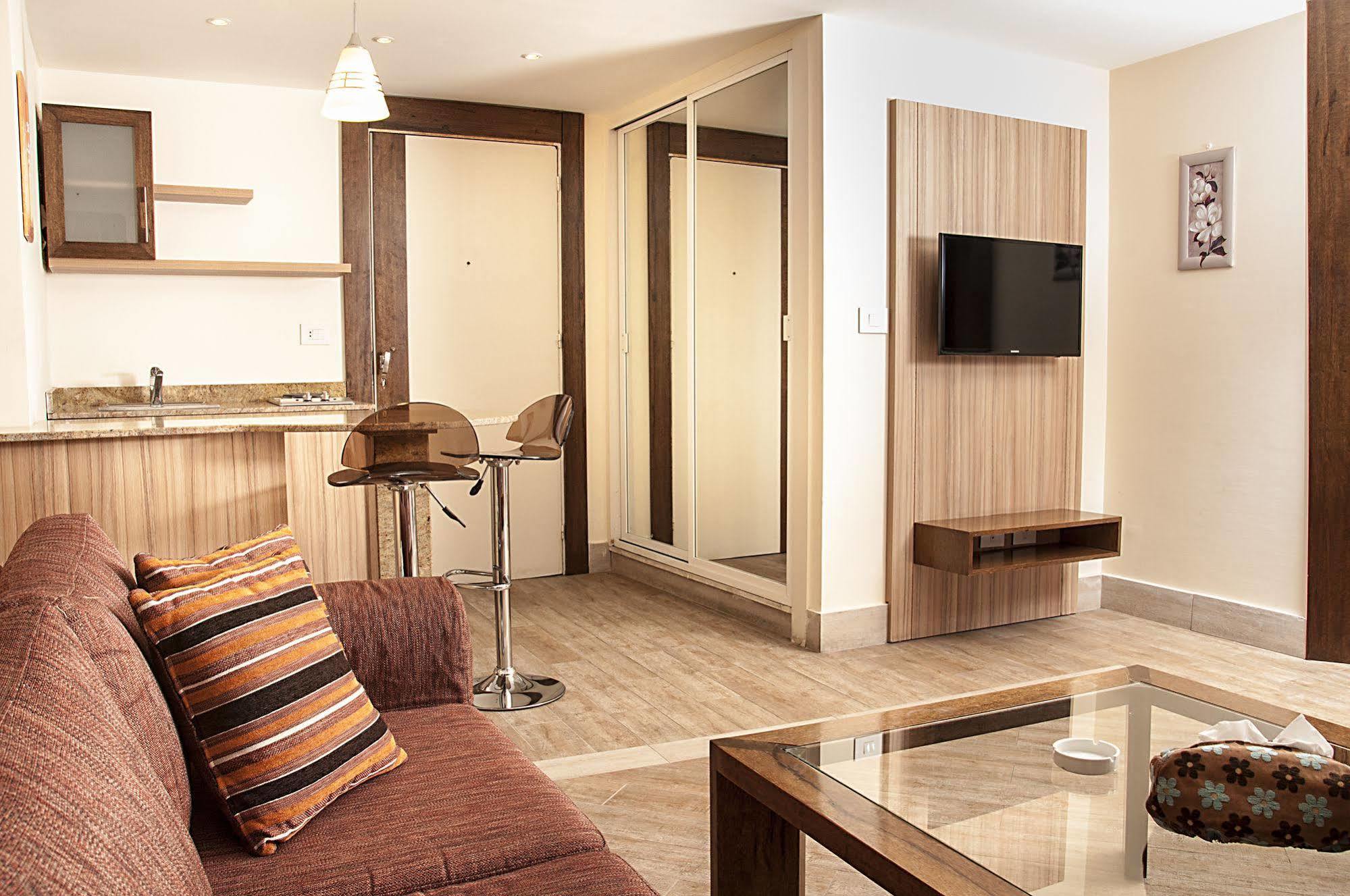 Marble Tower Hotel Bejrút Kültér fotó